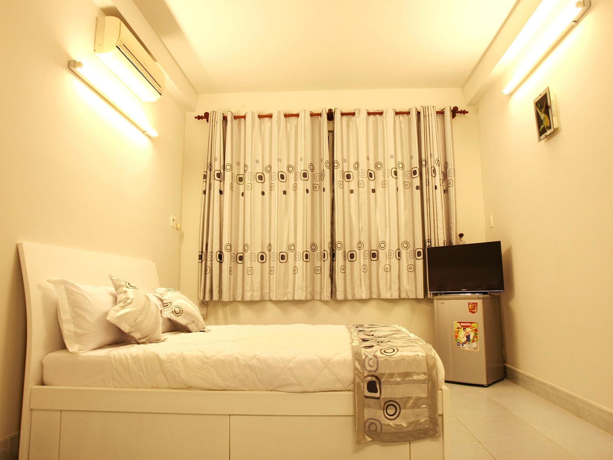 Leblanc Saigon Hotel Хошимин Екстериор снимка
