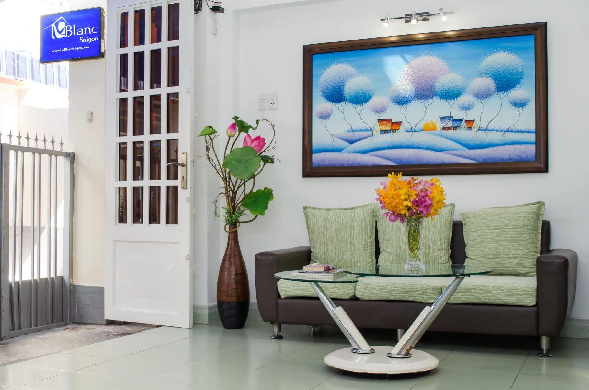Leblanc Saigon Hotel Хошимин Екстериор снимка