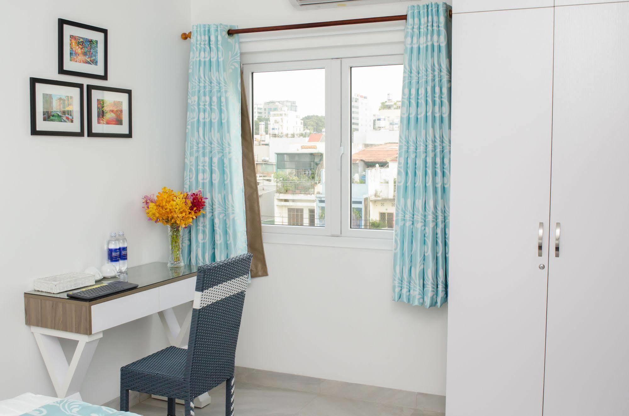 Leblanc Saigon Hotel Хошимин Екстериор снимка