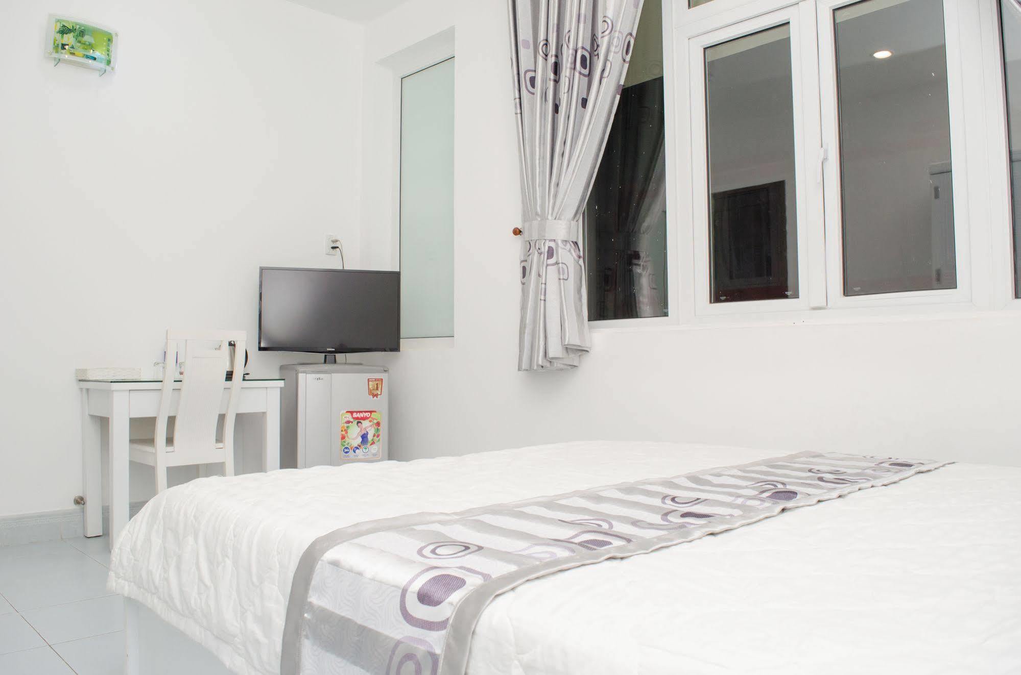 Leblanc Saigon Hotel Хошимин Екстериор снимка